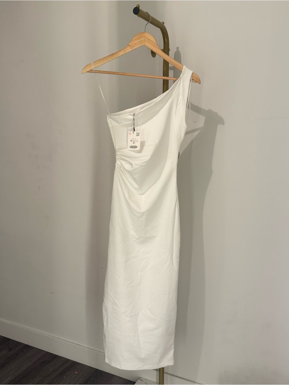 Zara NWT White One-Shoulder Ruched Midi Dress Size M